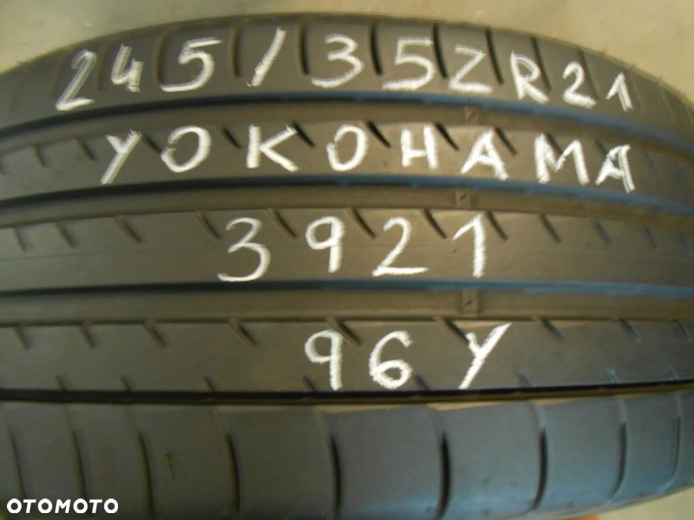 OPONA POJEDYNKA 245/35R21 YOKOHAMA ADVAN SPORT V105 DOT 3921 6.9MM - 1