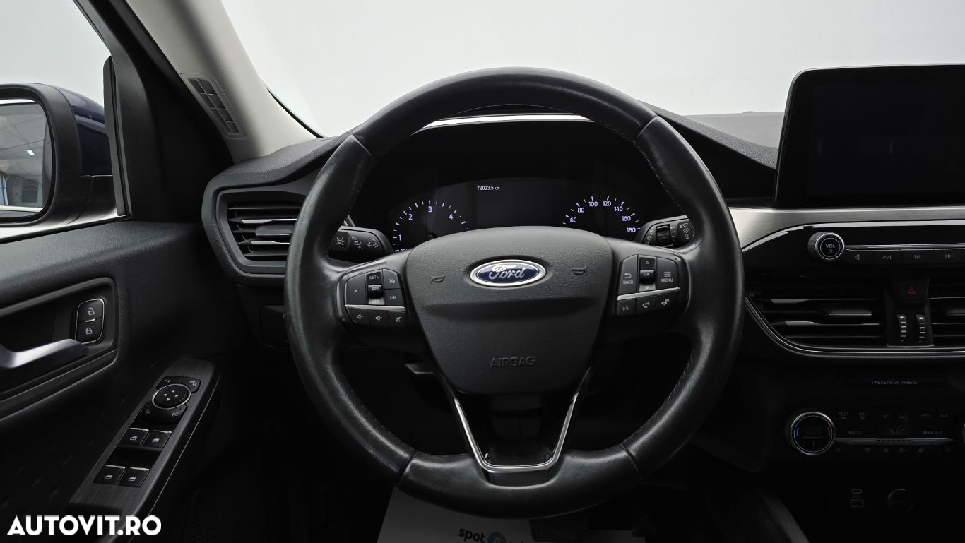 Ford Kuga - 15