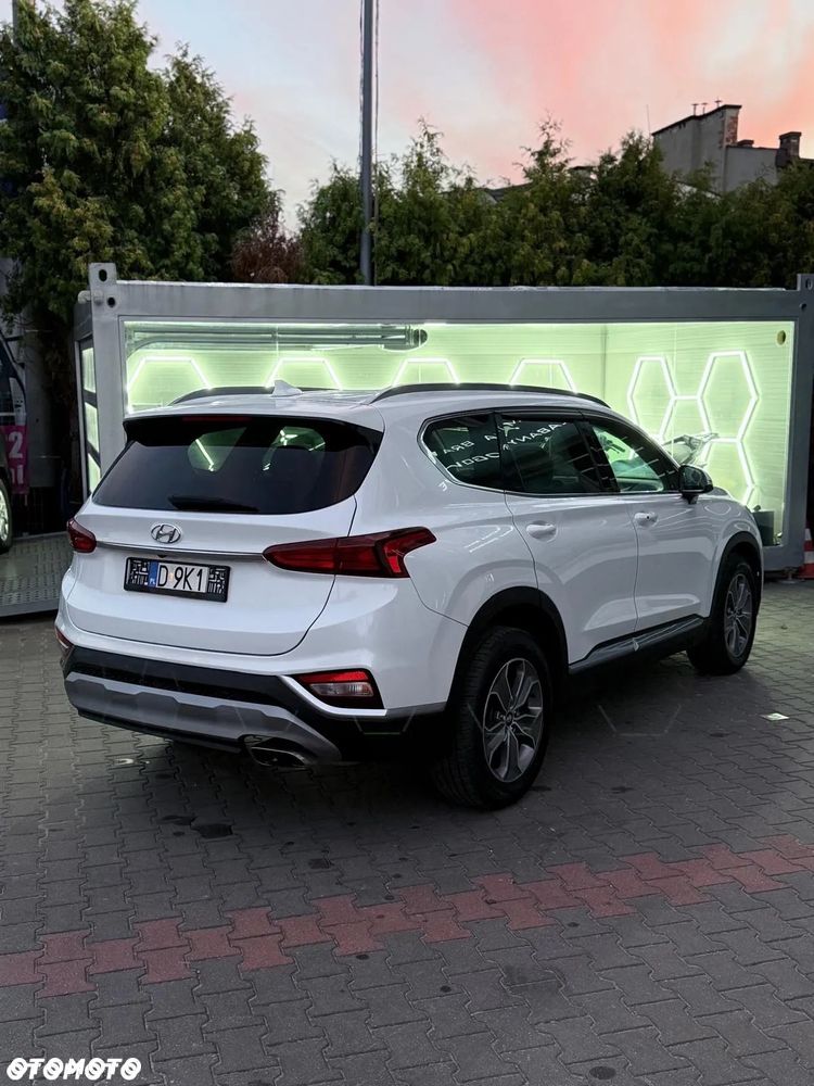 Hyundai Santa Fe - 5