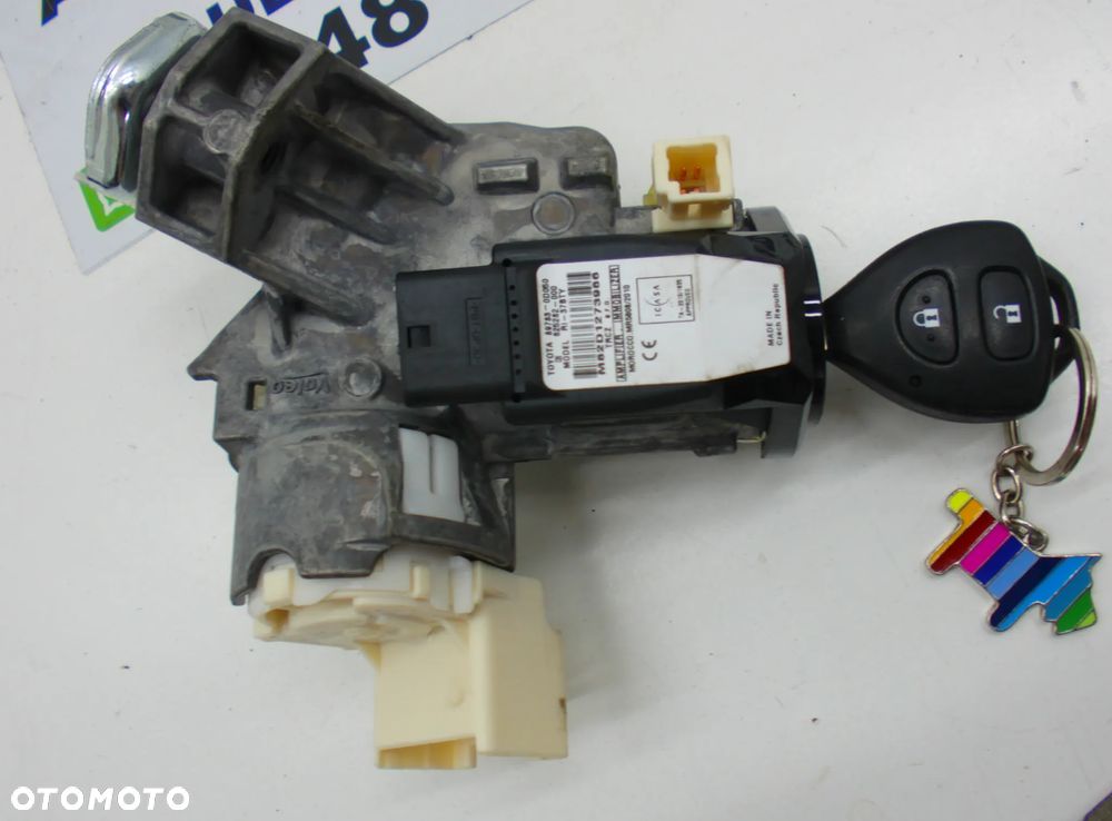 Toyota Yaris III 1.33 Zestaw Startowy Komputer Licznik Stacyjka - 7