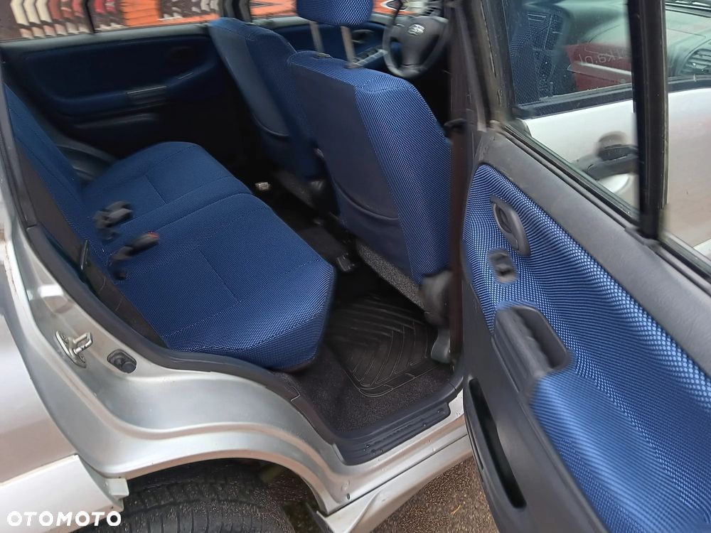 Suzuki Grand Vitara 2.0 TD Comfort Limited - 11