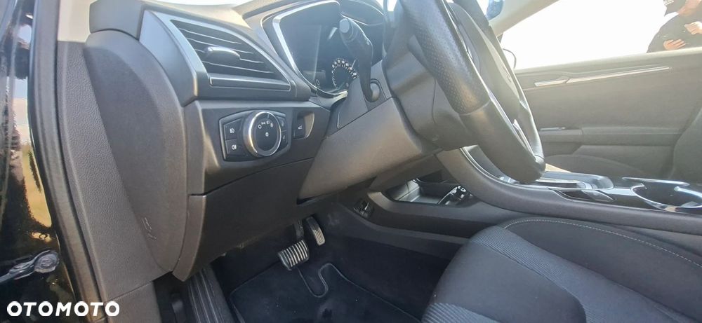 Ford Mondeo 2.0 TDCi STart-Stopp PowerShift-Aut Titanium - 37