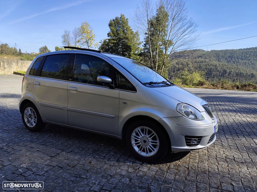 Lancia Musa 1.3 16V M-jet Platino - 6