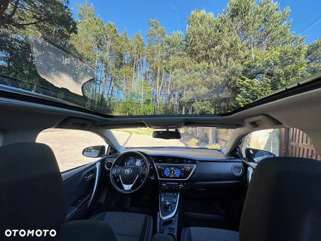 Toyota Auris 1.8 HSD Prestige NAVI - 40