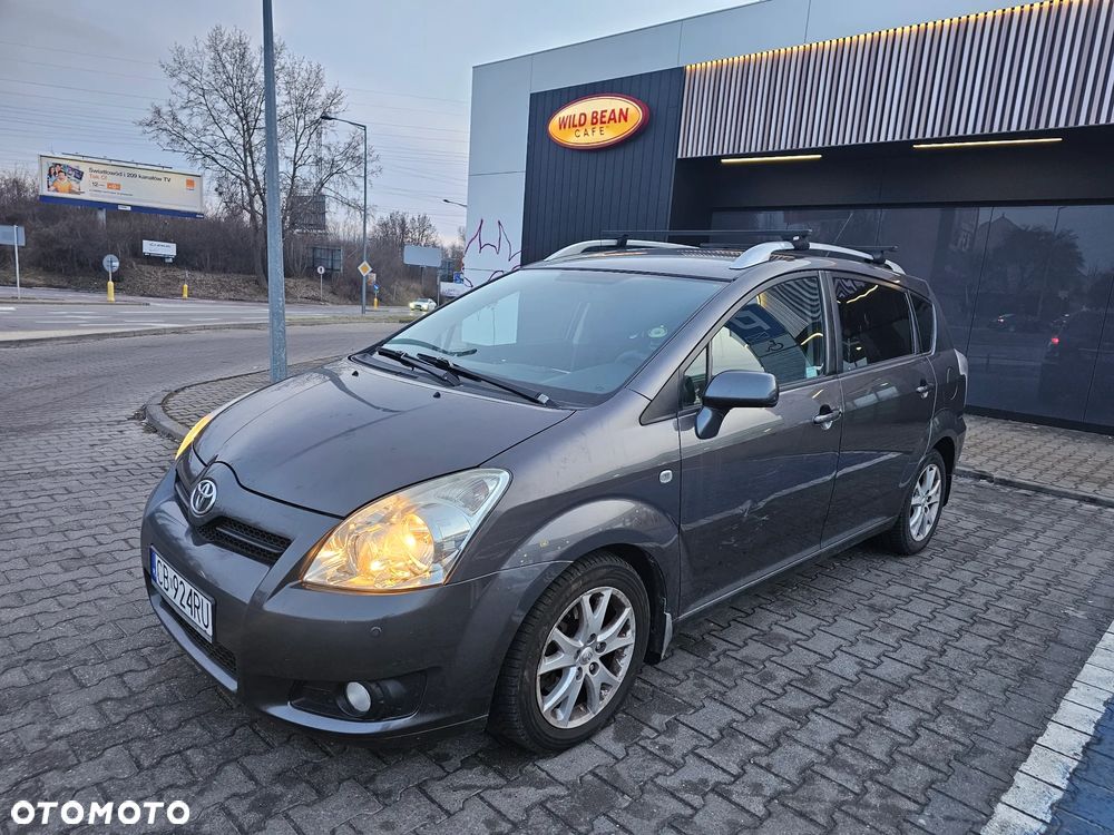 Toyota Corolla Verso 2.2 D-4D Premium - 3