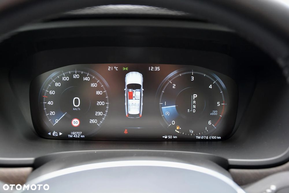 Volvo V90 Cross Country - 26