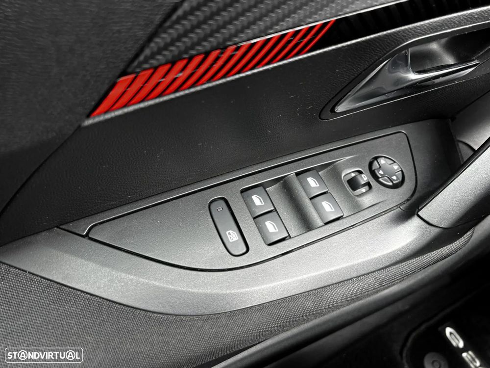 Peugeot e-2008 50 kWh Active Pack - 18
