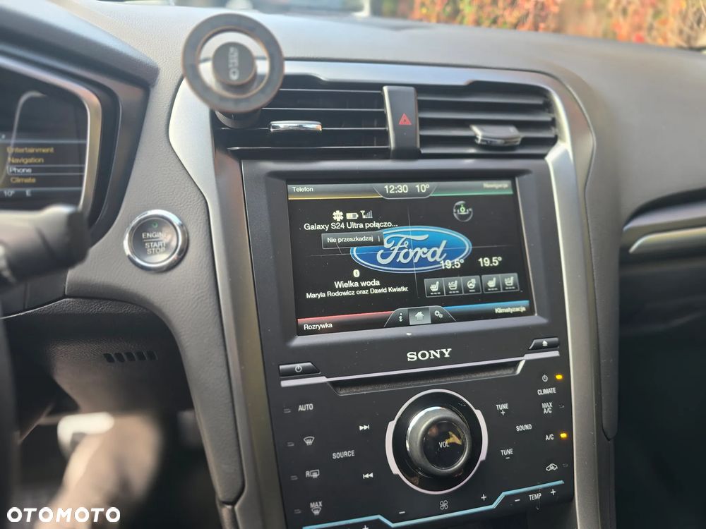 Ford Fusion 2.0 EcoBoost Titanium - 20