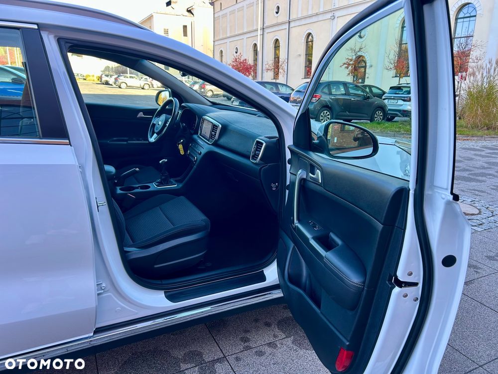 Kia Sportage 1.6 T-GDI 2WD VISION - 18