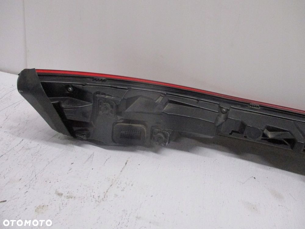 LAMPA KLAPY BLENDA AUDI Q4 89A E-TRON 21R LED 89A9450953 - 9