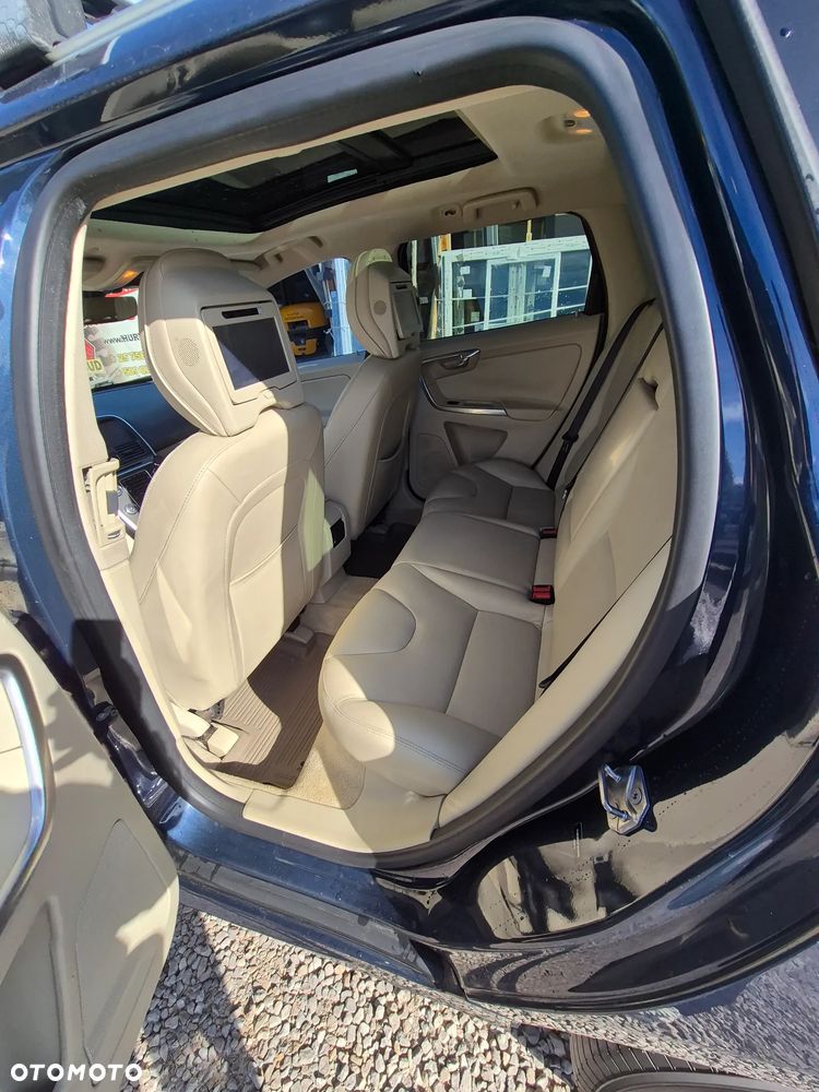 Volvo XC 60 - 22