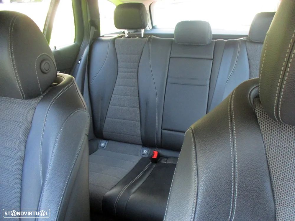 Mercedes-Benz E 200 d T 9G-TRONIC Exclusive - 39