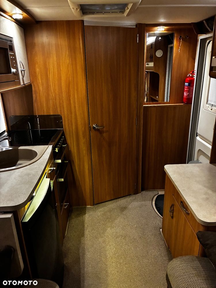 SWIFT Challenger 480 SE - 6
