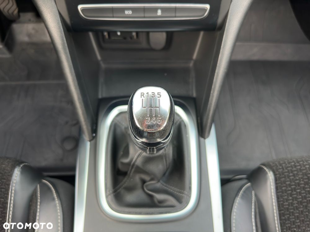 Renault Megane - 23