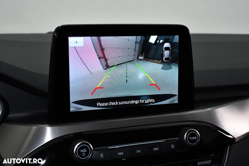 Ford Kuga 2.5 Duratec FHEV TITANIUM - 17