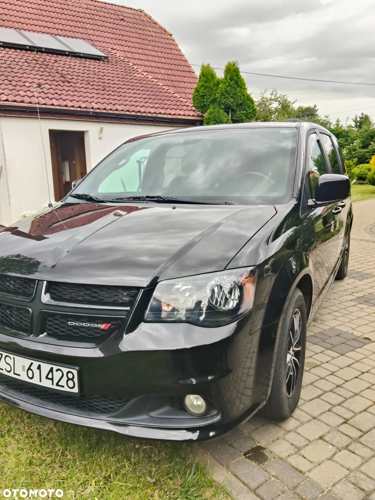 Dodge Grand Caravan - 3