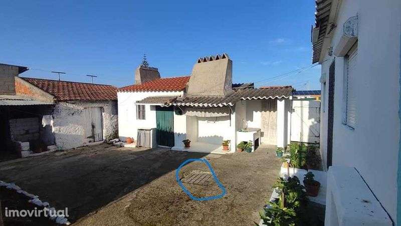 Moradia Remodelada na Glória do Ribatejo com Anexos - Grande imagem: 2/4