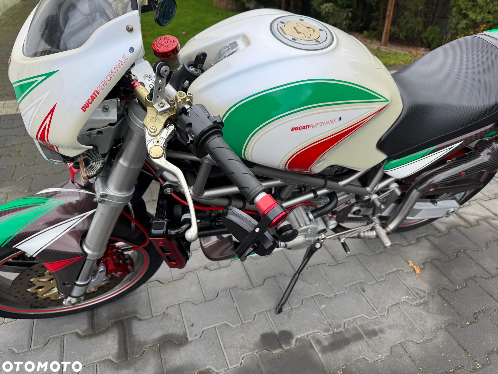 Ducati Monster - 9