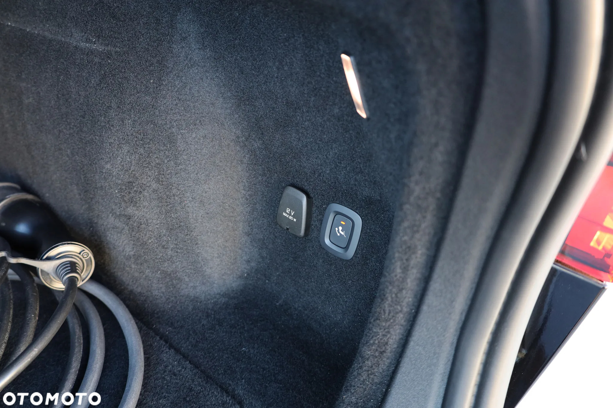 Volvo V60 T6 AWD Recharge Geartronic RDesign - 31
