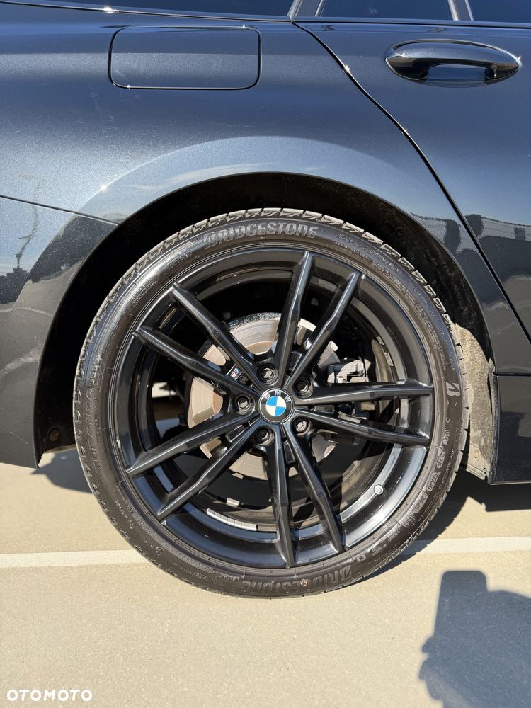BMW Seria 3 320d xDrive mHEV M Sport - 12