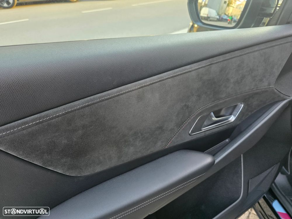DS DS7 Crossback E-Tense Performance Line EAT8 - 18