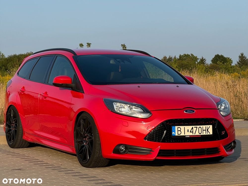 Ford Focus SW 2.0 EcoBoost ST - 21
