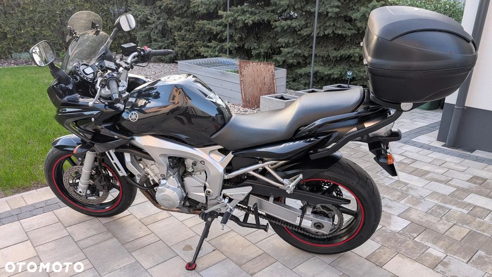 Yamaha FZ6 - 7