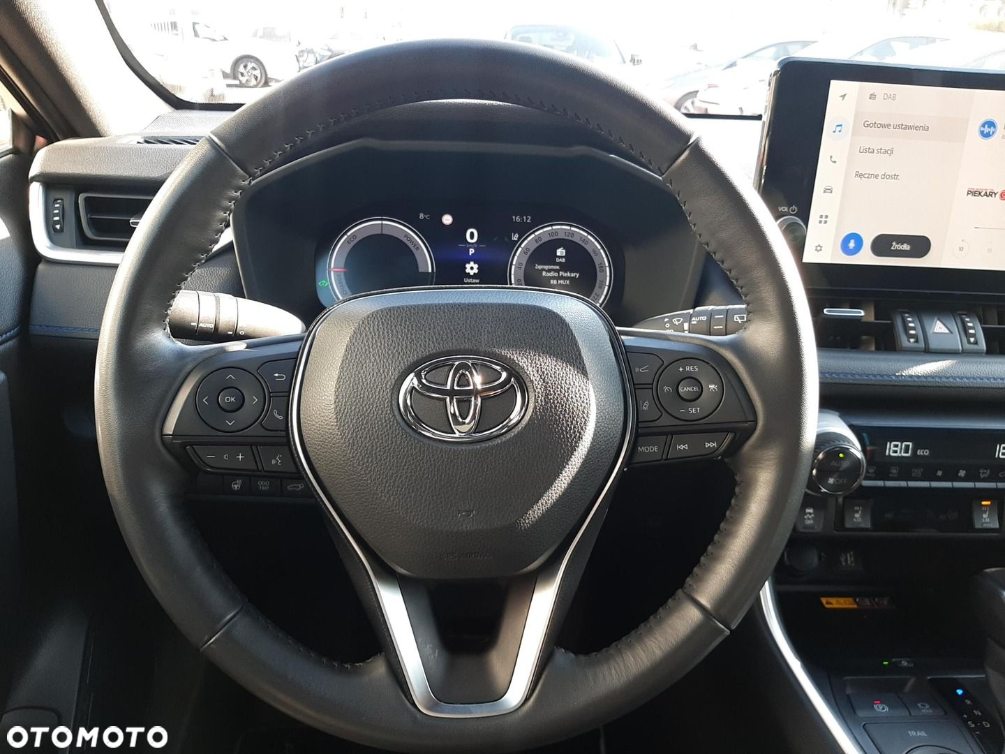 Toyota RAV4 - 16