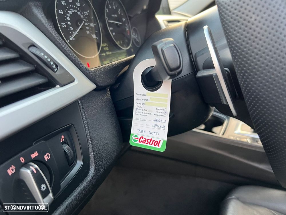 BMW 328 i Auto Line Sport - 36