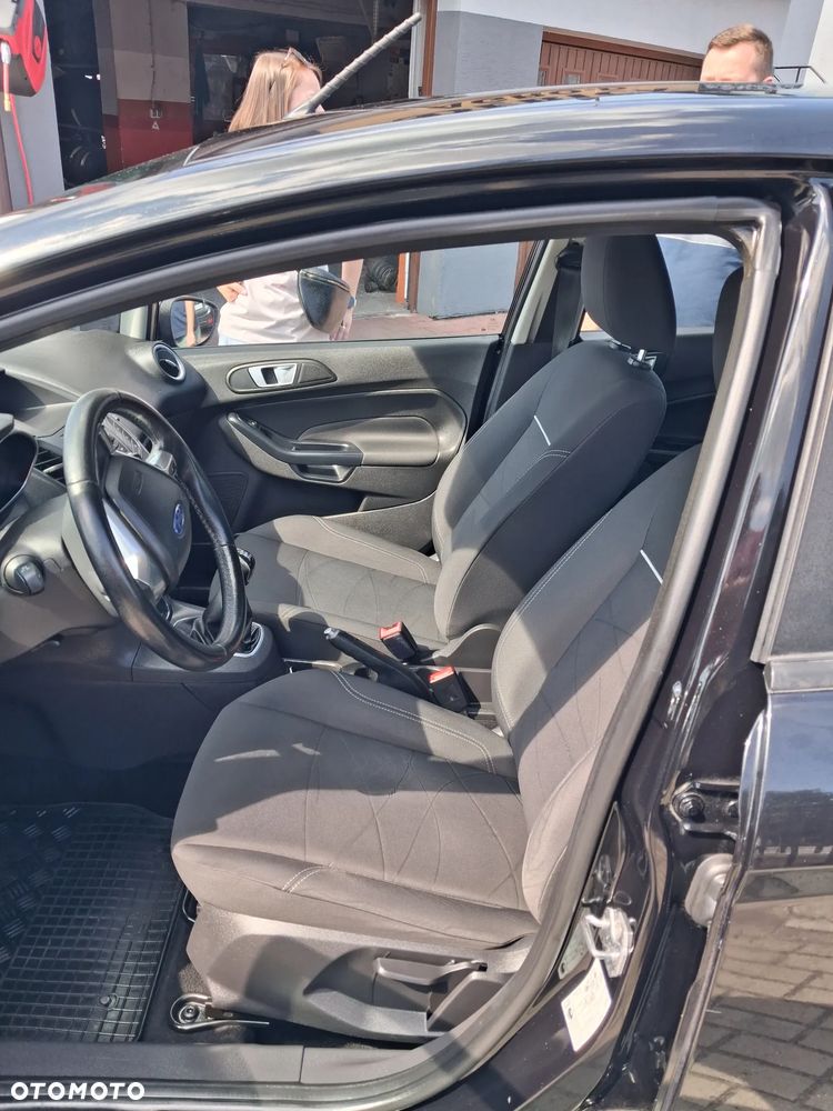 Ford Fiesta - 13