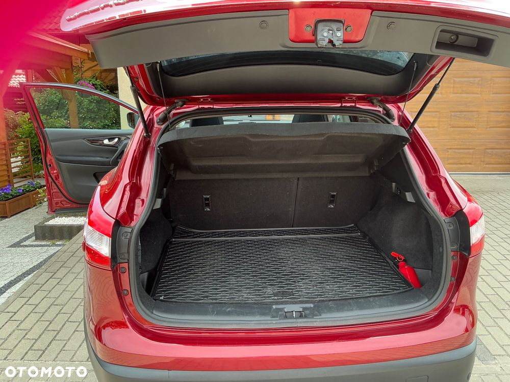 Nissan Qashqai 1.2 DIG-T Xtronic TEKNA - 9