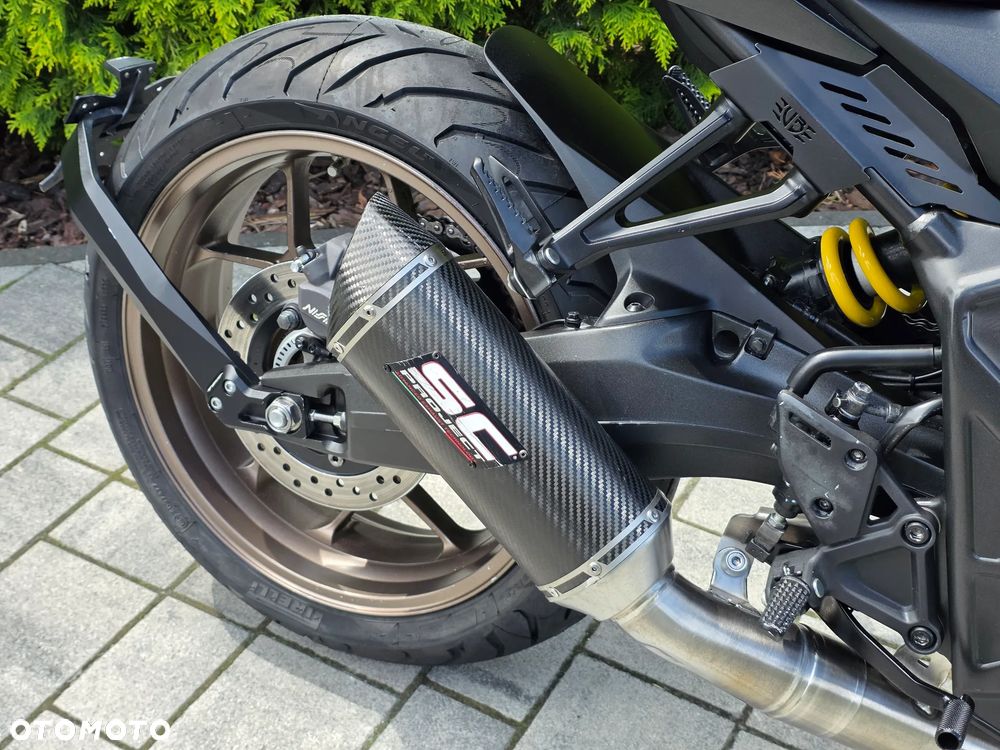 Honda CB - 10