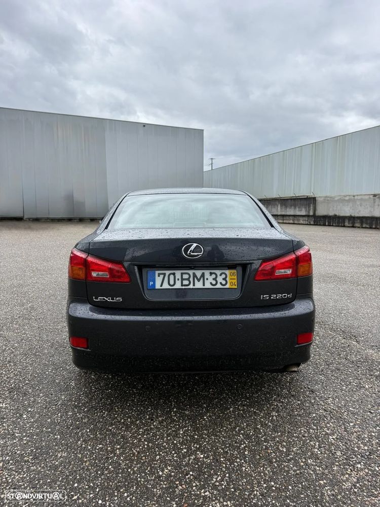 Lexus IS 220 220d DPNR - 4