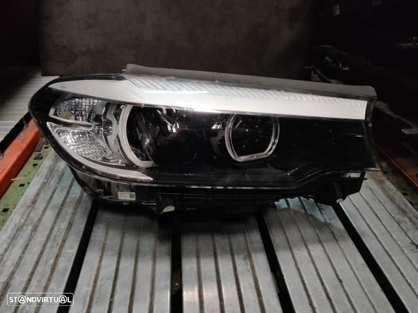 Farol Frente Direito / Otica Direita Bmw 5 (G30, F90)  8499112-01 Zkw
