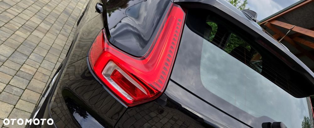 Volvo XC 40 D3 Momentum Pro - 16