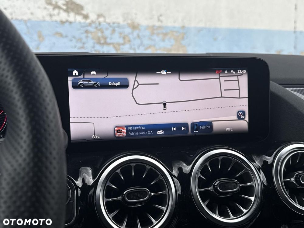 Mercedes-Benz GLA - 23