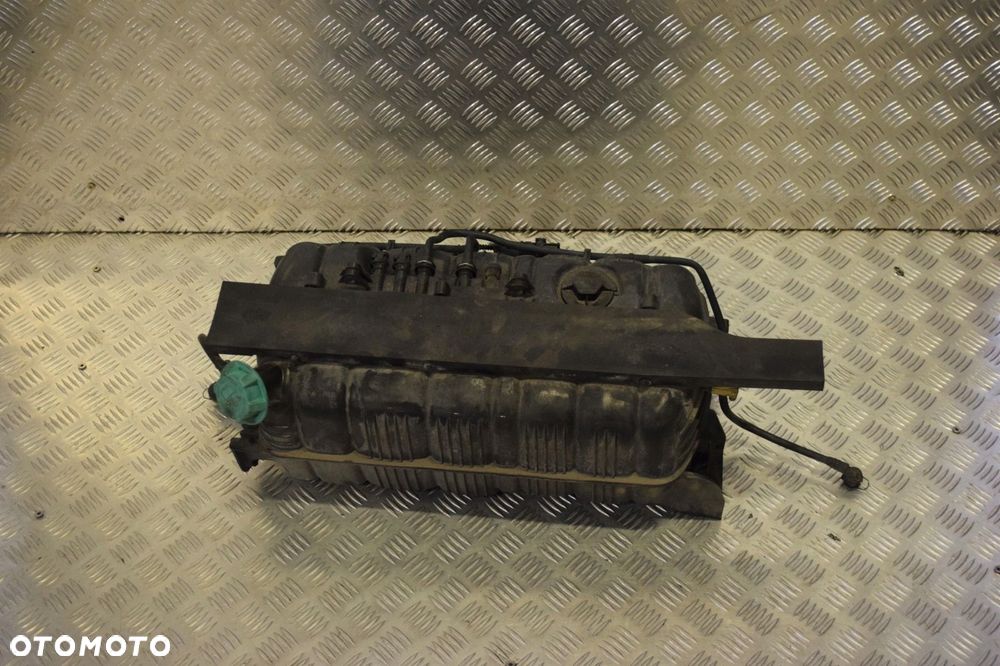 ZBIORNIK WYRÓWNAWCZY PŁYNU CHŁODZĄCEGO MAN TGS TGX - 1