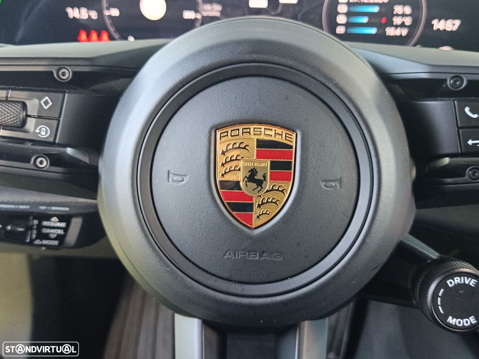 Porsche Taycan Turbo - 21