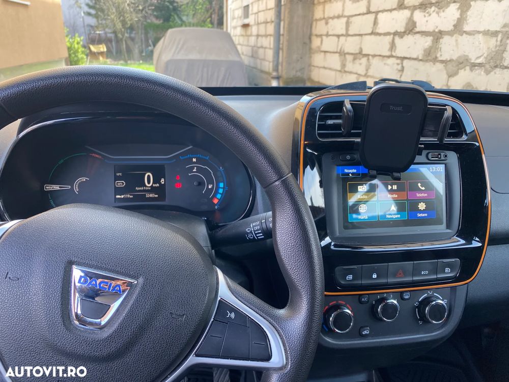 Dacia Spring Comfort Plus - 24