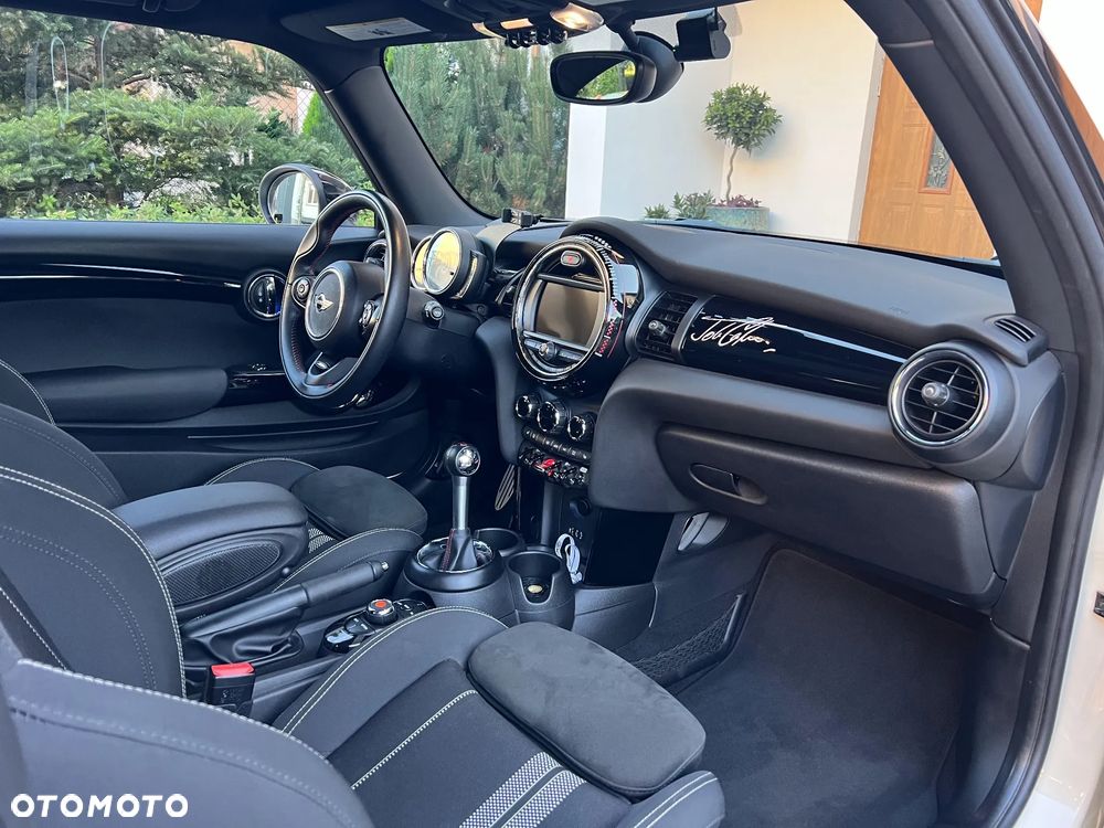 MINI Cooper John Works - 10