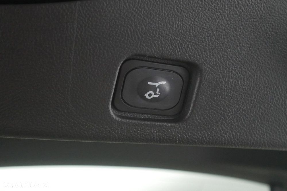 Ford Mondeo 2.0 EcoBlue Trend - 17