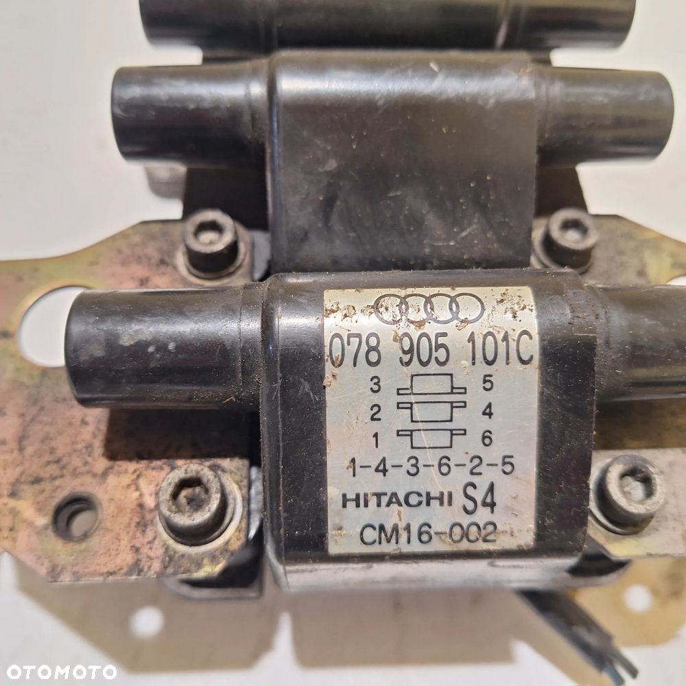 CEWKA ZAPLONOWA AUDI A4 078905101C 078905115 - 2