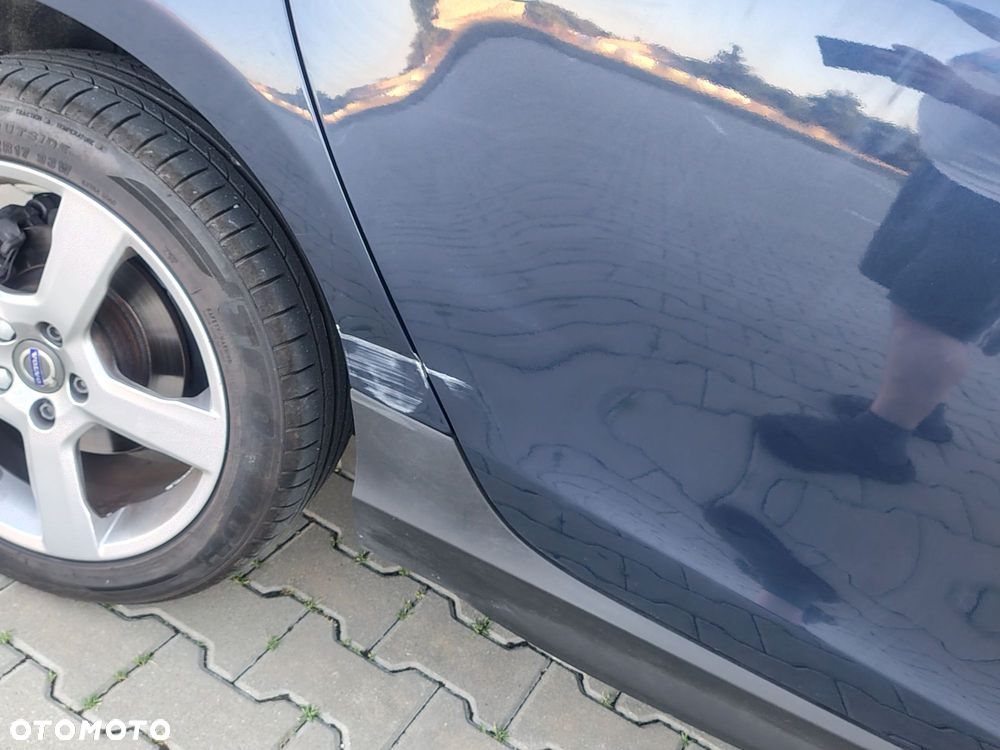 Volvo V40 Cross Country - 27