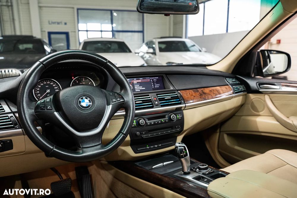 BMW X5 xDrive30d - 26
