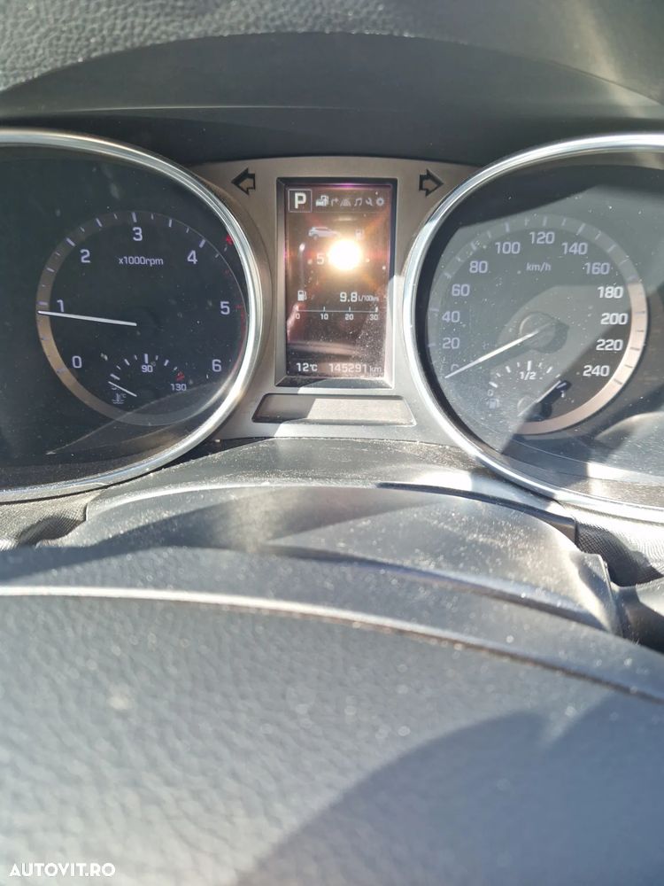 Hyundai Santa Fe 2.2 CRDi 4WD Automatik Style - 6