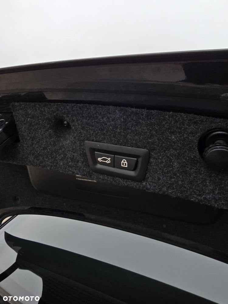 BMW Seria 5 520d - 22