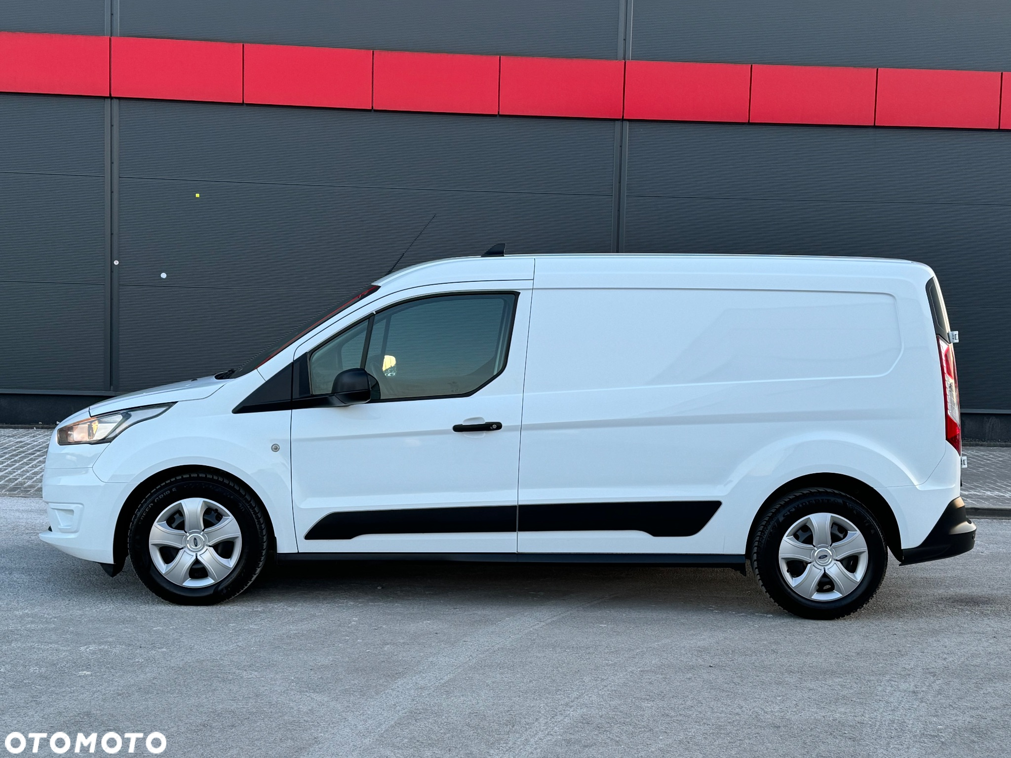Ford Transit Connect - 10