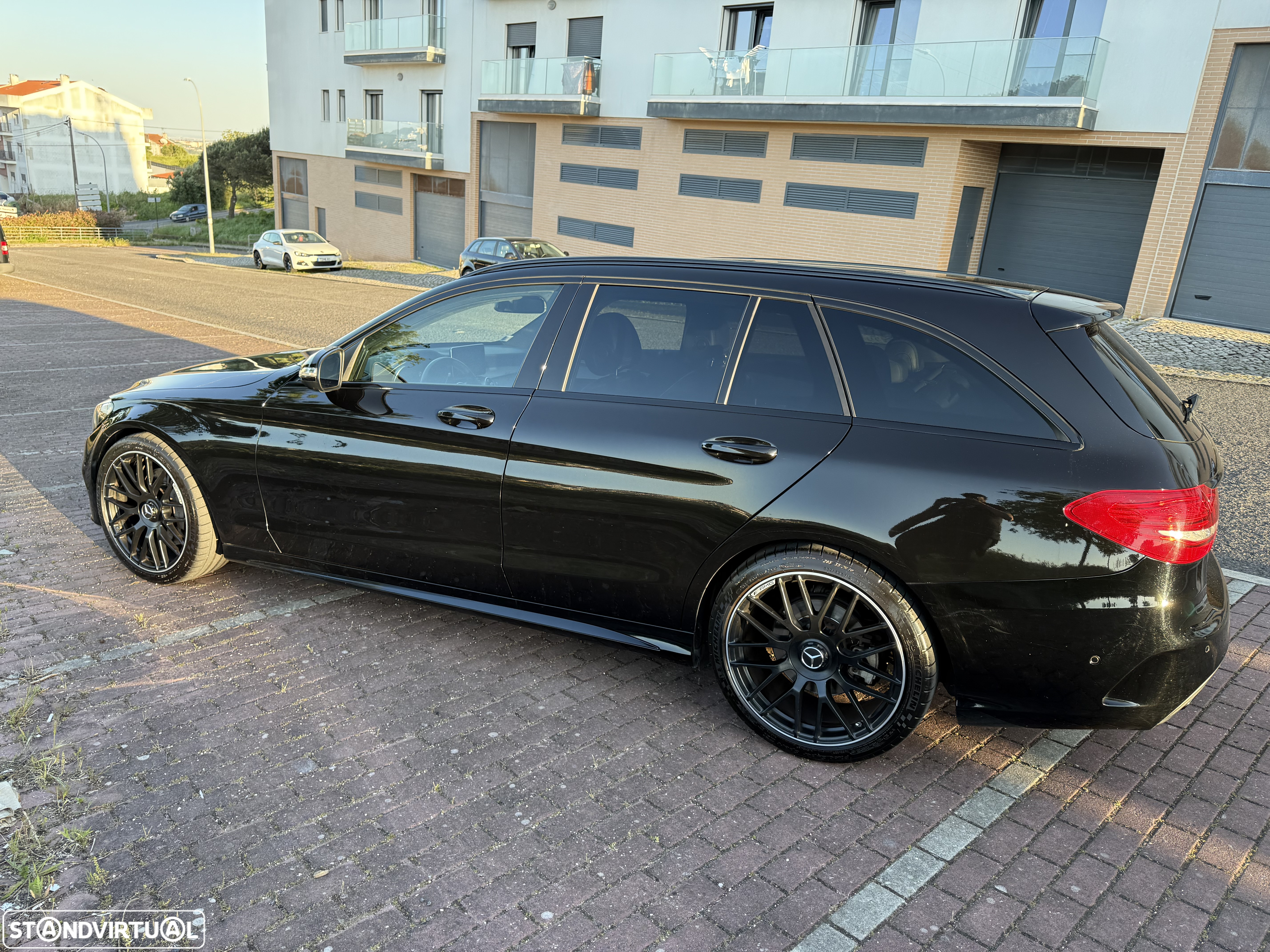 Mercedes-Benz C 300 BlueTEC Hybrid AMG Line - 14