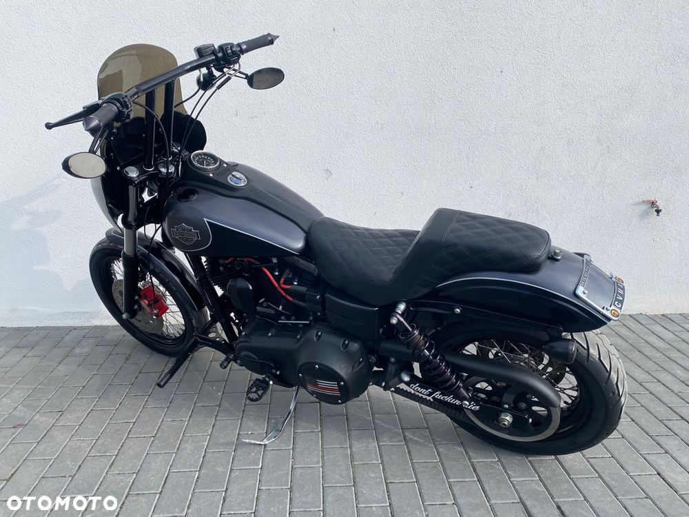 Harley-Davidson Dyna Street Bob - 14