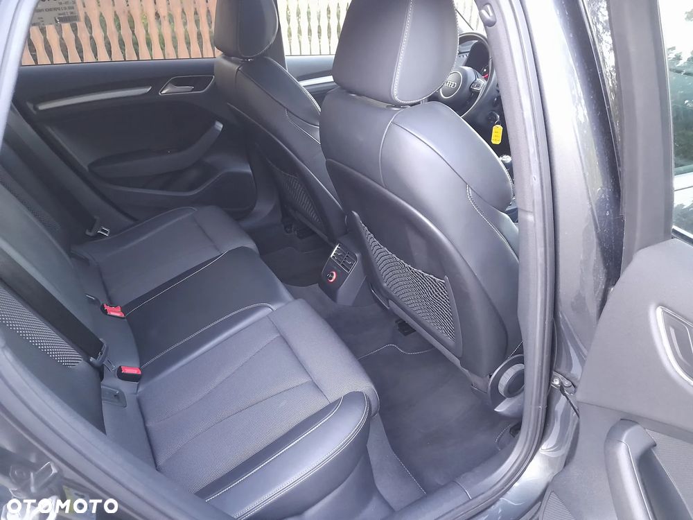 Audi A3 Sportback - 14